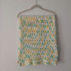 Vintage Handmade Baby Blanket Wavy Stitch Pattern Crochet Pastel Colors